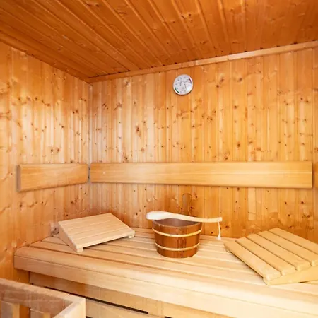 Strandresidenzen Bansin, Schloonpalais 6 *